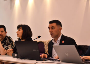 El PSOE denuncia que el Ayuntamiento de Guadalajara inyecta otros 300.000 euros a la limpieza viaria sin frenar el abandono de enseres