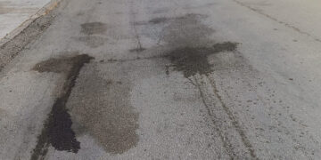 El alcalde de Palomares del Campo denuncia vertidos en las calles procedentes del servicio de recogida de basuras