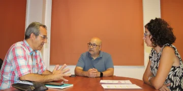 El nuevo concejal de Comercio de Cuenca abre el diálogo con la patronal del sector