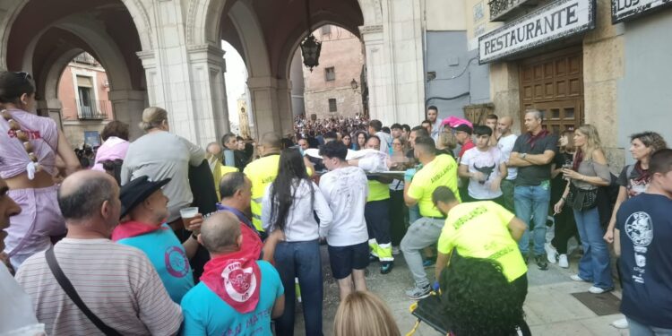 El primer día de San Mateo en Cuenca deja 16 atenciones sanitarias y tres traslados hospitalarios El primer día de San Mateo en Cuenca deja 16 atenciones sanitarias y tres traslados hospitalarios