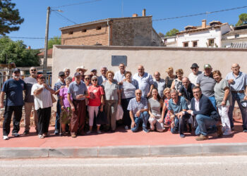 Escariche estrena un nuevo paseo de acceso al municipio en el que la Diputación ha invertido 134.000 euros