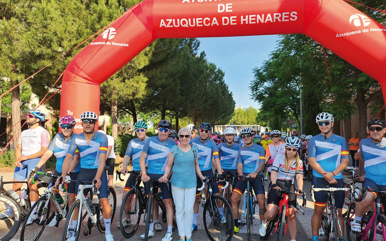 Este viernes, el Pleno nombra Popular del Año de Azuqueca a la Peña Ciclista José Luis Viejo Este viernes, el Pleno nombra Popular del Año de Azuqueca a la Peña Ciclista José Luis Viejo