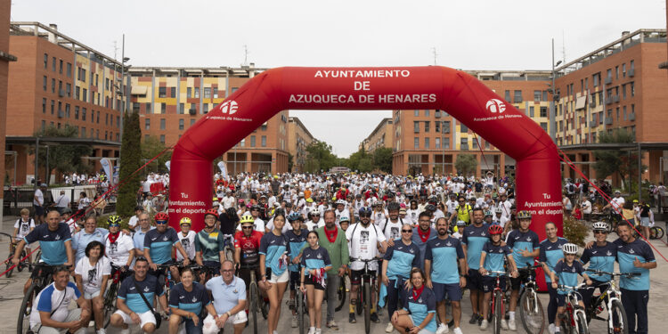 Gran ambiente familiar con más de 1.500 personas en el Día de la Bicicleta José Luis Viejo Gran ambiente familiar con más de 1.500 personas en el Día de la Bicicleta José Luis Viejo