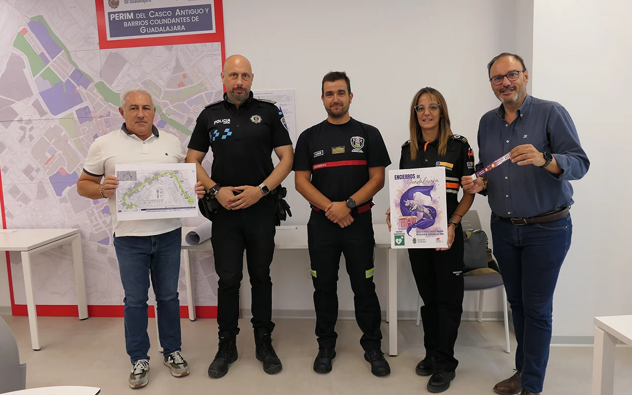 Guadalajara reparte 2.000 pulseras Centinela contra la sumisión química y refuerza el vallado de los encierros en sus Ferias 2026 Guadalajara reparte 2.000 pulseras Centinela contra la sumisión química y refuerza el vallado de los encierros en sus Ferias 2026