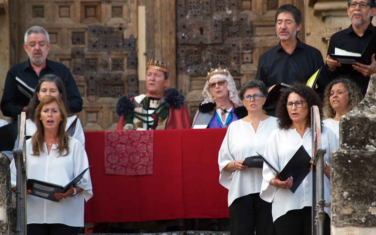 Gualda recrea la firma del Tratado de la Mesta de Alfonso X para reivindicar su legado histórico y ganadero