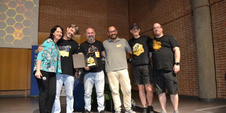 HoneyCON reúne a 500 participantes en Guadalajara y premia la labor de Cuenca en ciberseguridad HoneyCON reúne a 500 participantes en Guadalajara y premia la labor de Cuenca en ciberseguridad