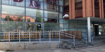 IU denuncia el cierre de dos meses en las salas de la biblioteca de Azuqueca por una avería