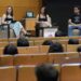 Inés Hernand y Nerea Pérez de las Heras reflexionan sobre la imagen estereotipada de la juventud en la UCLM ante más de 120 personas Inés Hernand y Nerea Pérez de las Heras reflexionan sobre la imagen estereotipada de la juventud en la UCLM ante más de 120 personas