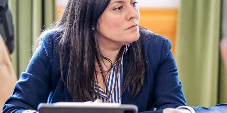 Jiménez critica el silencio de Dolz ante la concentración en defensa de Ceuta y España Jiménez critica el silencio de Dolz ante la concentración en defensa de Ceuta y España