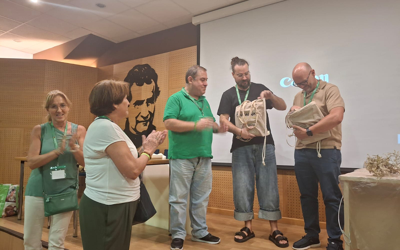 La Asociación de Belenistas de Guadalajara reúne a 90 especialistas en los Salesianos e inicia su precampaña 1 La Asociación de Belenistas de Guadalajara reúne a 90 especialistas en los Salesianos e inicia su precampaña