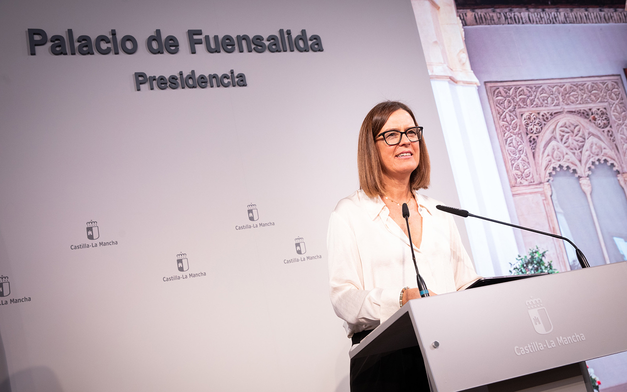 La Junta adapta la normativa a la ley ELA para atender a las personas enfermas y facilitar los cuidados a sus familias La Junta adapta la normativa a la ley ELA para atender a las personas enfermas y facilitar los cuidados a sus familias