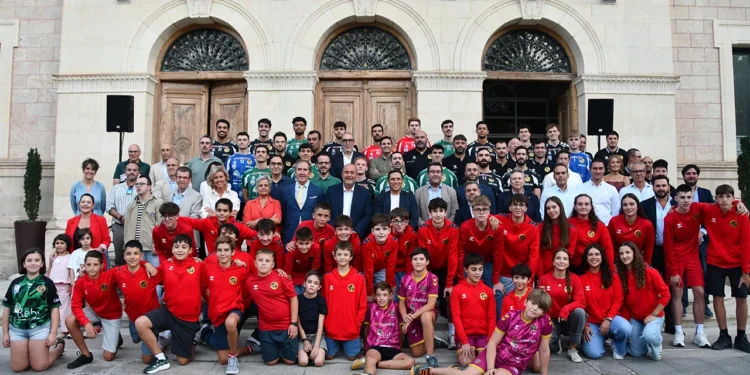 La Junta cede la residencia María de Molina a la Fundación DeporCuenca para alojar a jóvenes deportistas La Junta cede la residencia María de Molina a la Fundación DeporCuenca para alojar a jóvenes deportistas