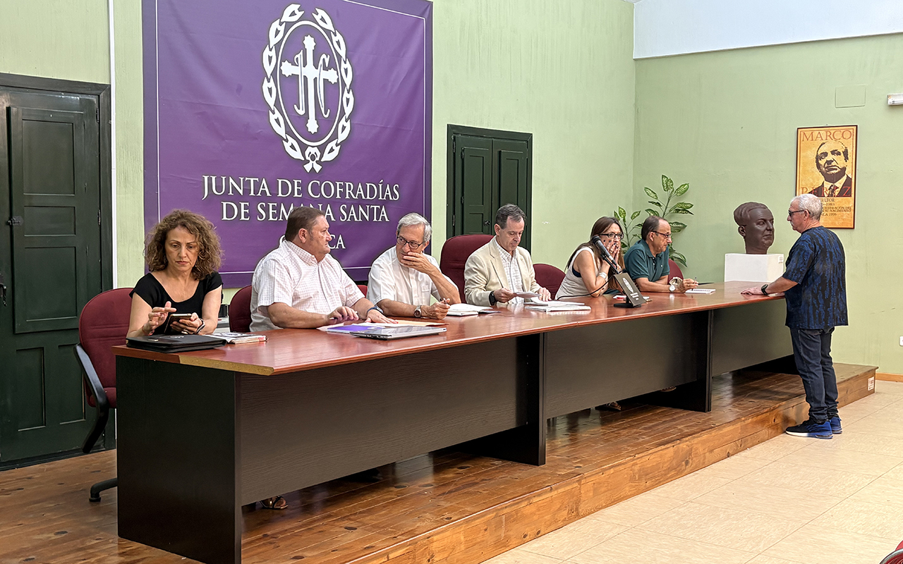 La Junta de Cofradías de Cuenca elegirá a su nueva Comisión Ejecutiva el 5 de octubre tras abrir el relevo de Sánchez Albendea La Junta de Cofradías de Cuenca elegirá a su nueva Comisión Ejecutiva el 5 de octubre tras abrir el relevo de Sánchez Albendea