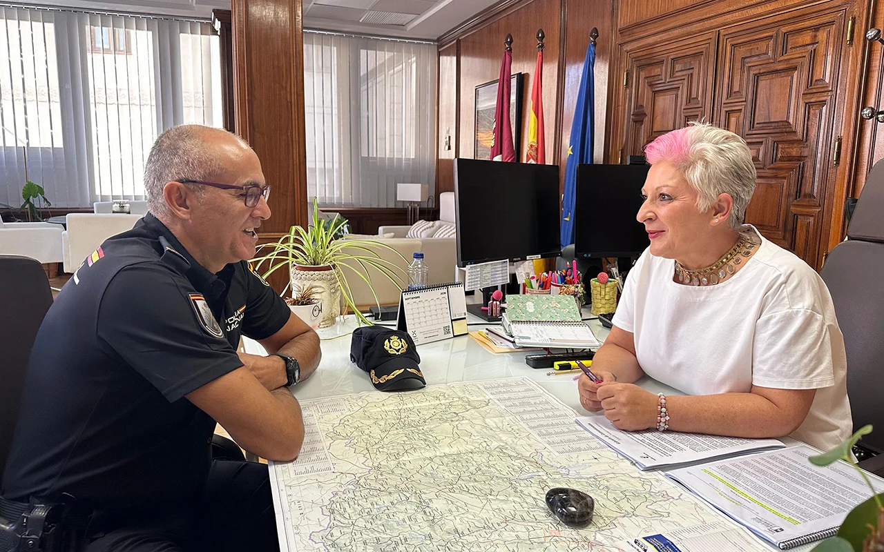 La Junta y la Policía Nacional refuerzan la coordinación de seguridad en la provincia de Guadalajara La Junta y la Policía Nacional refuerzan la coordinación de seguridad en la provincia de Guadalajara