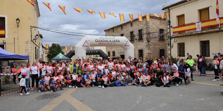 La XI Carrera Popular Lago de Pareja abre una nueva etapa después de celebrar sus primeros diez años La XI Carrera Popular Lago de Pareja abre una nueva etapa después de celebrar sus primeros diez años