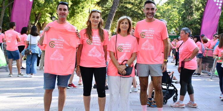 La marcha contra el cáncer moviliza a Guadalajara y pone el foco en la renovación de los equipos de diagnóstico de mama La marcha contra el cáncer moviliza a Guadalajara y pone el foco en la renovación de los equipos de diagnóstico de mama