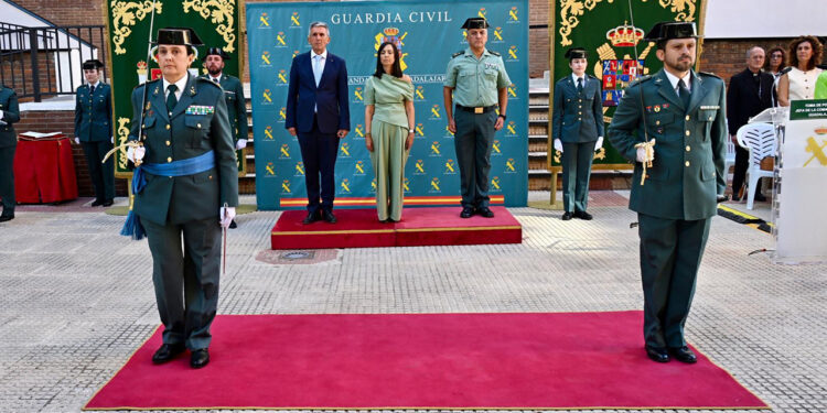 La teniente coronel Laura Gómez toma el mando de casi 800 guardias civiles en Guadalajara La teniente coronel Laura Gómez toma el mando de casi 800 guardias civiles en Guadalajara