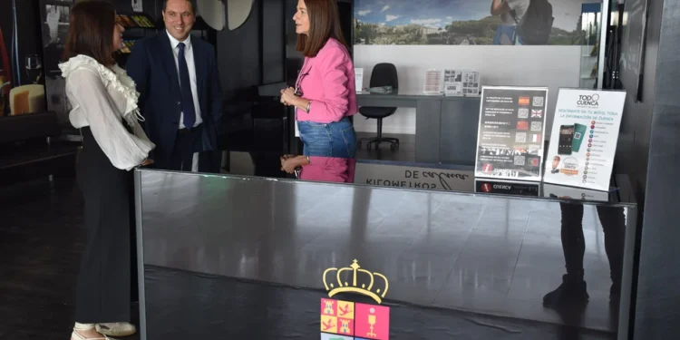 Las consultas turísticas en la estación del AVE de Cuenca rozan las diez mil con el tirón internacional del eclipse Las consultas turísticas en la estación del AVE de Cuenca rozan las diez mil con el tirón internacional del eclipse