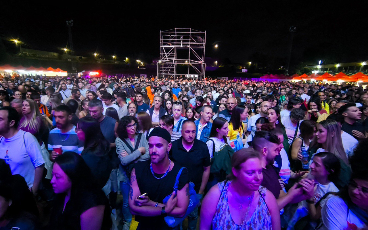 Leire Martínez y Guille Toledano abren los grandes conciertos de Ferias en la Fuente de la Niña 1 Leire Martínez y Guille Toledano abren los grandes conciertos de Ferias en la Fuente de la Niña