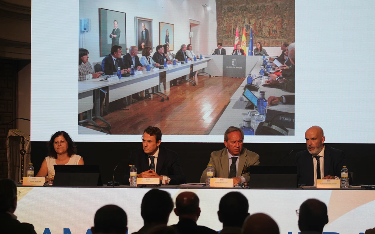 Los empresarios de Cuenca apoyan la cumbre patronal en Ceuta para defender la actividad económica Los empresarios de Cuenca apoyan la cumbre patronal en Ceuta para defender la actividad económica