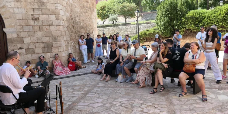 Los torreones de Álvar Fáñez y el Alamín conquistan a las familias de Guadalajara en su estreno medieval Los torreones de Álvar Fáñez y el Alamín conquistan a las familias de Guadalajara en su estreno medieval