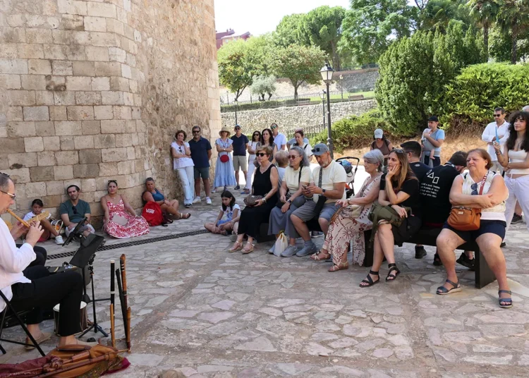Los torreones de Álvar Fáñez y el Alamín conquistan a las familias de Guadalajara en su estreno medieval