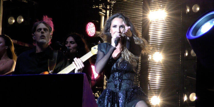 Malú llena la capital alcarreña Malú llena la capital alcarreña
