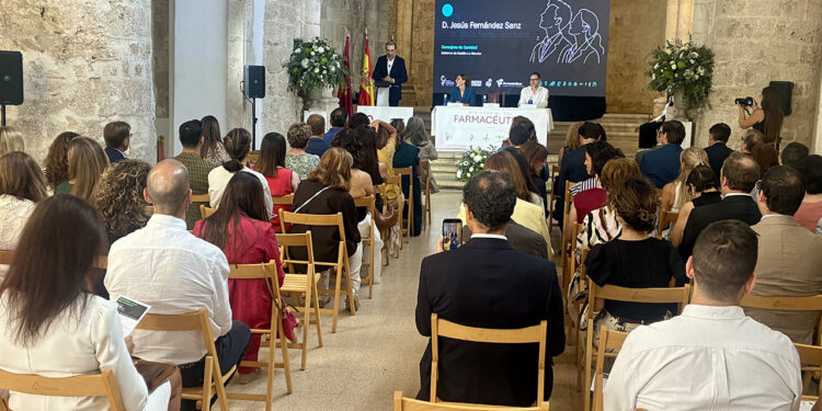 Más de 1.000 pacientes se han beneficiado ya de la entrega en proximidad de medicamentos de dispensación hospitalaria en zonas de intensa y extrema despoblación Más de 1.000 pacientes se han beneficiado ya de la entrega en proximidad de medicamentos de dispensación hospitalaria en zonas de intensa y extrema despoblación