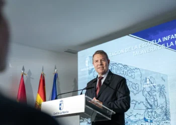 Page confía en que la región se situará “por encima de la media nacional” en el próximo Informe PISA tras años de inversiones educativas