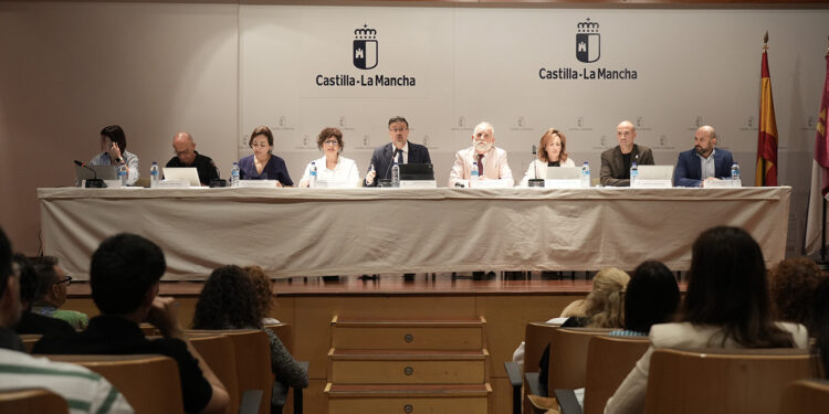 Pioz estrena su nuevo instituto y la Junta activa obras en Marchamalo, Cabanillas y Azuqueca de cara al nuevo curso