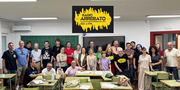 Radio Arrebato estrena siete programas en el Brianda de Mendoza y roza el centenar de miles de oyentes en Guadalajara Radio Arrebato estrena siete programas en el Brianda de Mendoza y roza el centenar de miles de oyentes en Guadalajara