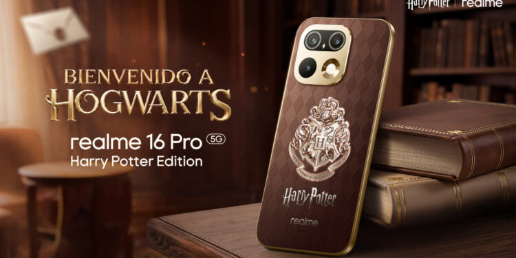 Realme revela el diseño de su móvil inspirado en Hogwarts con baúl de coleccionista Realme revela el diseño de su móvil inspirado en Hogwarts con baúl de coleccionista
