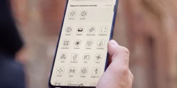 TCL estrena en IFA 2026 sus primeros móviles con pantalla mate antirreflejos y zoom periscópico