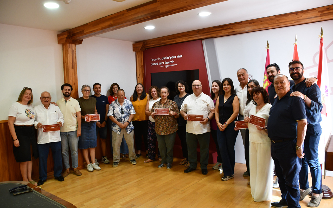 Tarancón reparte cerca de 37.500 euros de sus conciertos de fiestas entre seis asociaciones asistenciales de la comarca Tarancón reparte cerca de 37.500 euros de sus conciertos de fiestas entre seis asociaciones asistenciales de la comarca