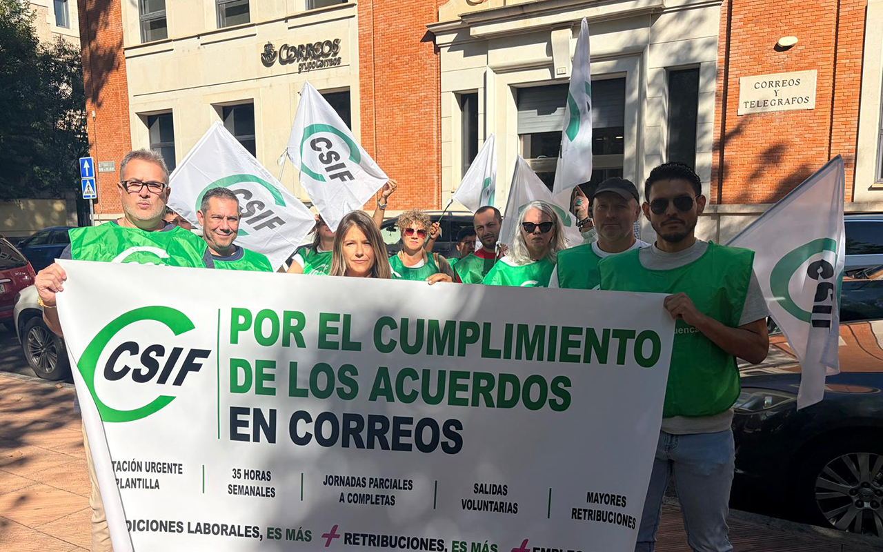 Trabajadores de Correos se concentran en Cuenca y Guadalajara ante la pérdida de plantilla Trabajadores de Correos se concentran en Cuenca y Guadalajara ante la pérdida de plantilla