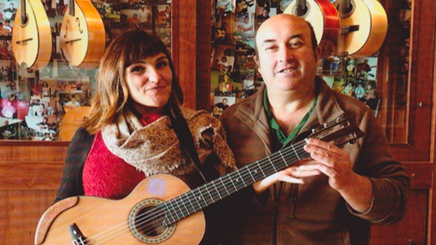 Un estudio de la UCLM profundiza en la estrategia de marketing de las guitarras de Casasimarro para convertirse en referentes internacionales