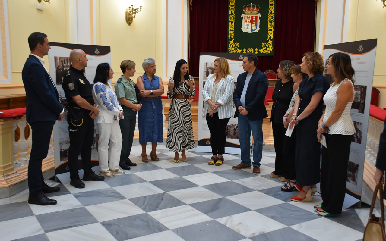 Una exposición en la Diputación de Cuenca homenajea los lazos históricos con la comunidad rumana Una exposición en la Diputación de Cuenca homenajea los lazos históricos con la comunidad rumana