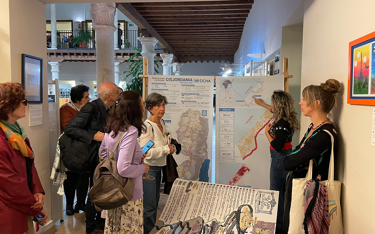 Asamblea de Cooperación por la Paz de Guadalajara inaugura la exposición “Palestina: Caminos de Paz” Asamblea de Cooperación por la Paz de Guadalajara inaugura la exposición “Palestina: Caminos de Paz”