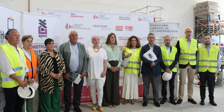 APEC Guadalajara abre la captación de empresas para formar y contratar peones de la construcción con salario remunerado APEC Guadalajara abre la captación de empresas para formar y contratar peones de la construcción con salario remunerado
