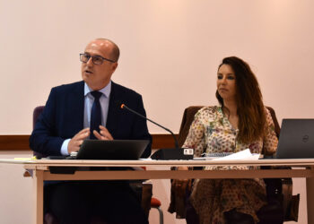Alberto Rojo: “El mandato de Guarinos ha sido el de las subidas salvajes de impuestos; el de las ratas en las calles, y las protestas sociales” Alberto Rojo: “El mandato de Guarinos ha sido el de las subidas salvajes de impuestos; el de las ratas en las calles, y las protestas sociales”