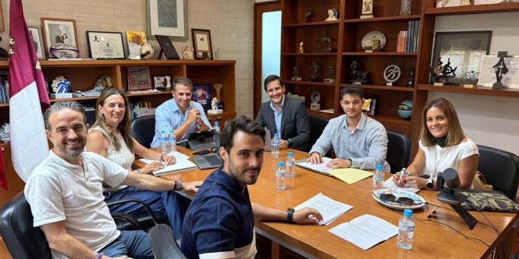 CEOE-Cepyme Cuenca pide blindar a las empresas del deporte en la nueva ley regional y reclama deducciones en el IRPF CEOE-Cepyme Cuenca pide blindar a las empresas del deporte en la nueva ley regional y reclama deducciones en el IRPF