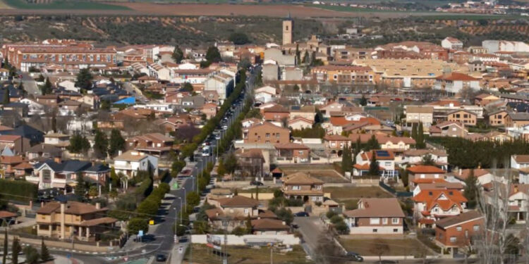 Cabanillas congela el IBI en 2027 y mantiene el tipo más bajo de los municipios del entorno
