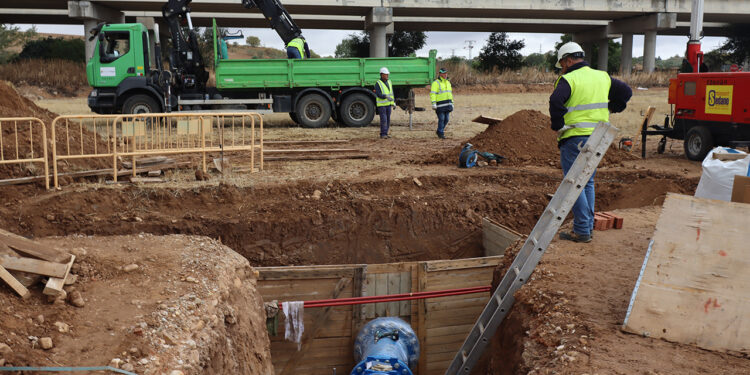 Castilla-La Mancha activa el retorno del 25% del canon del agua con una ayuda mínima de 4.000 euros para los pequeños municipios Castilla-La Mancha activa el retorno del 25% del canon del agua con una ayuda mínima de 4.000 euros para los pequeños municipios