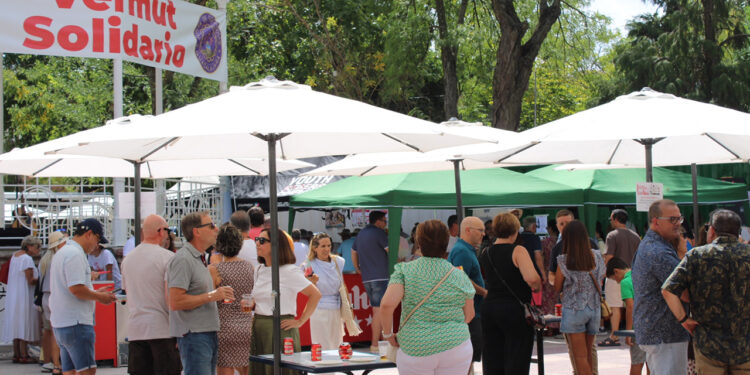 «De Tapas por Cáritas» recauda más de 12.600 euros gracias a la solidaridad de Guadalajara «De Tapas por Cáritas» recauda más de 12.600 euros gracias a la solidaridad de Guadalajara