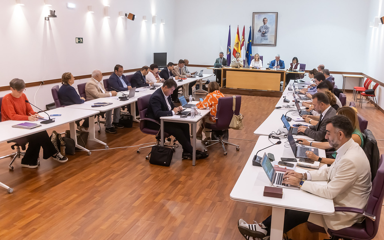El Centro Social Los Valles acoge este viernes el Debate del Estado de la Ciudad con la gestión de Ana Guarinos a examen El Centro Social Los Valles acoge este viernes el Debate del Estado de la Ciudad con la gestión de Ana Guarinos a examen