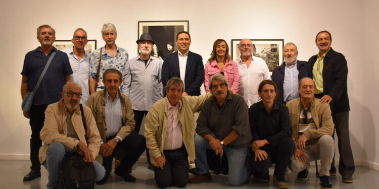 El Museo Casa Zavala de Cuenca repasa cinco décadas de La Endiablada con fotos de García Rodero y Castro Prieto El Museo Casa Zavala de Cuenca repasa cinco décadas de La Endiablada con fotos de García Rodero y Castro Prieto