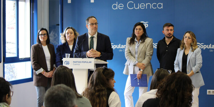 El PP de Cuenca asegura que está preparado para afrontar las elecciones con Feijóo al frente del proyecto de cambio y con los mejores equipos para gobernar El PP de Cuenca asegura que está preparado para afrontar las elecciones con Feijóo al frente del proyecto de cambio y con los mejores equipos para gobernar