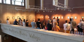 El Teatro Buero Vallejo de Guadalajara acoge la muestra de acuarelas botánicas de Yolanda García