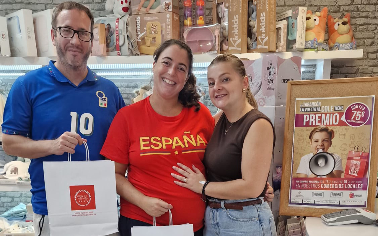 El comercio de Tarancón reparte 25 premios vecinales tras ampliar su campaña escolar 1 El comercio de Tarancón reparte 25 premios vecinales tras ampliar su campaña escolar