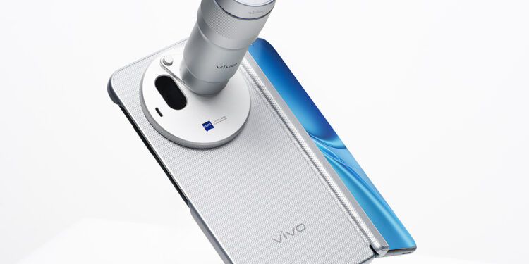 El nuevo vivo X Fold6 desembarca en el mercado europeo con óptica ZEISS de 200 MP y formato ultradelgado